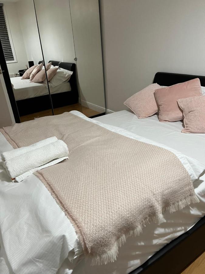 Appartement Lovely 3 Bedroom Family In Central *